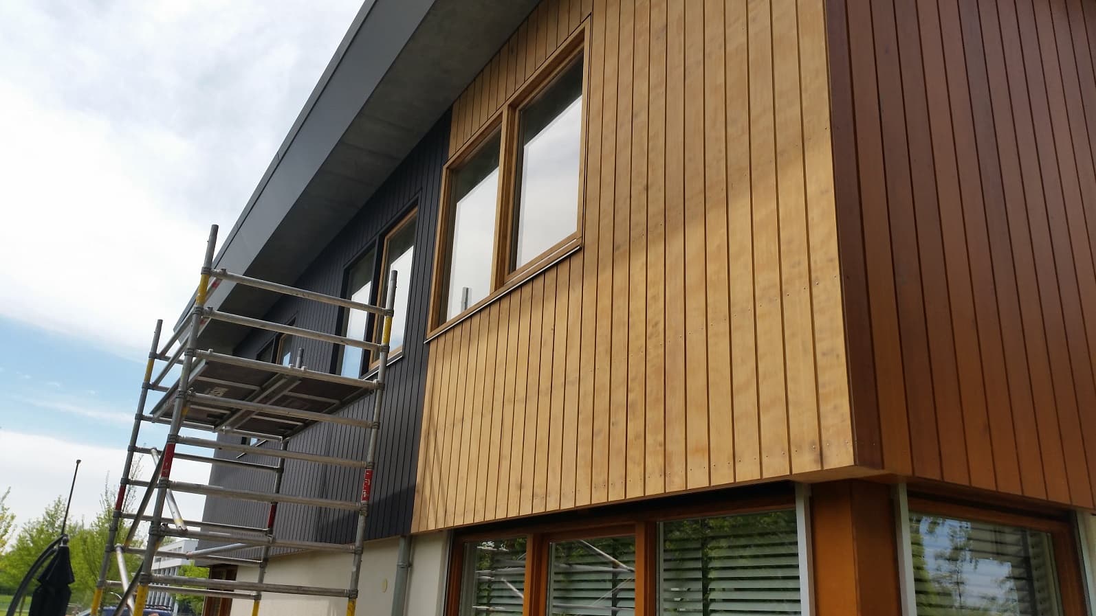 Schilderwerk buiten gevel